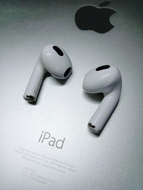 苹果耳机各代上市时间