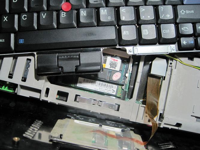 联想笔记本thinkpad怎么拆机