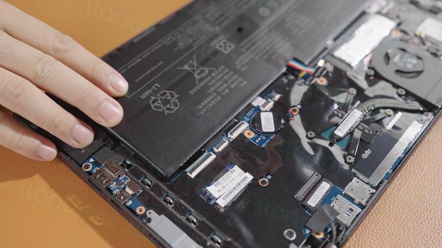 thinkpade15怎么拆后盖