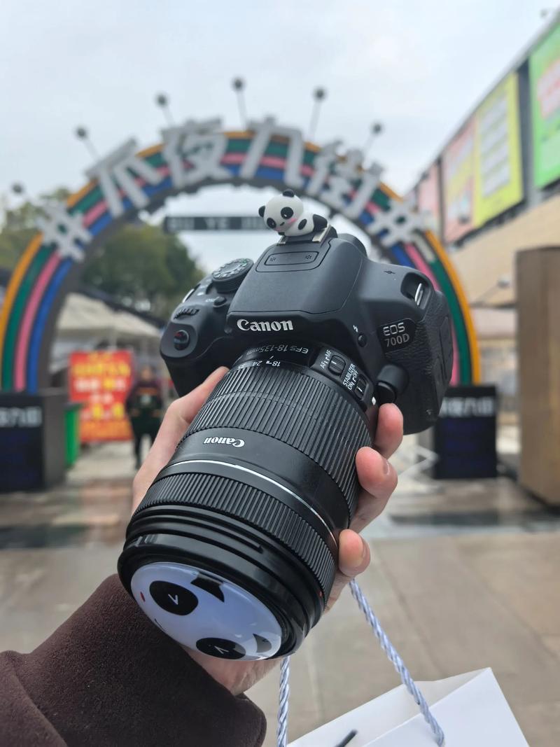 佳能700d配什么镜头好