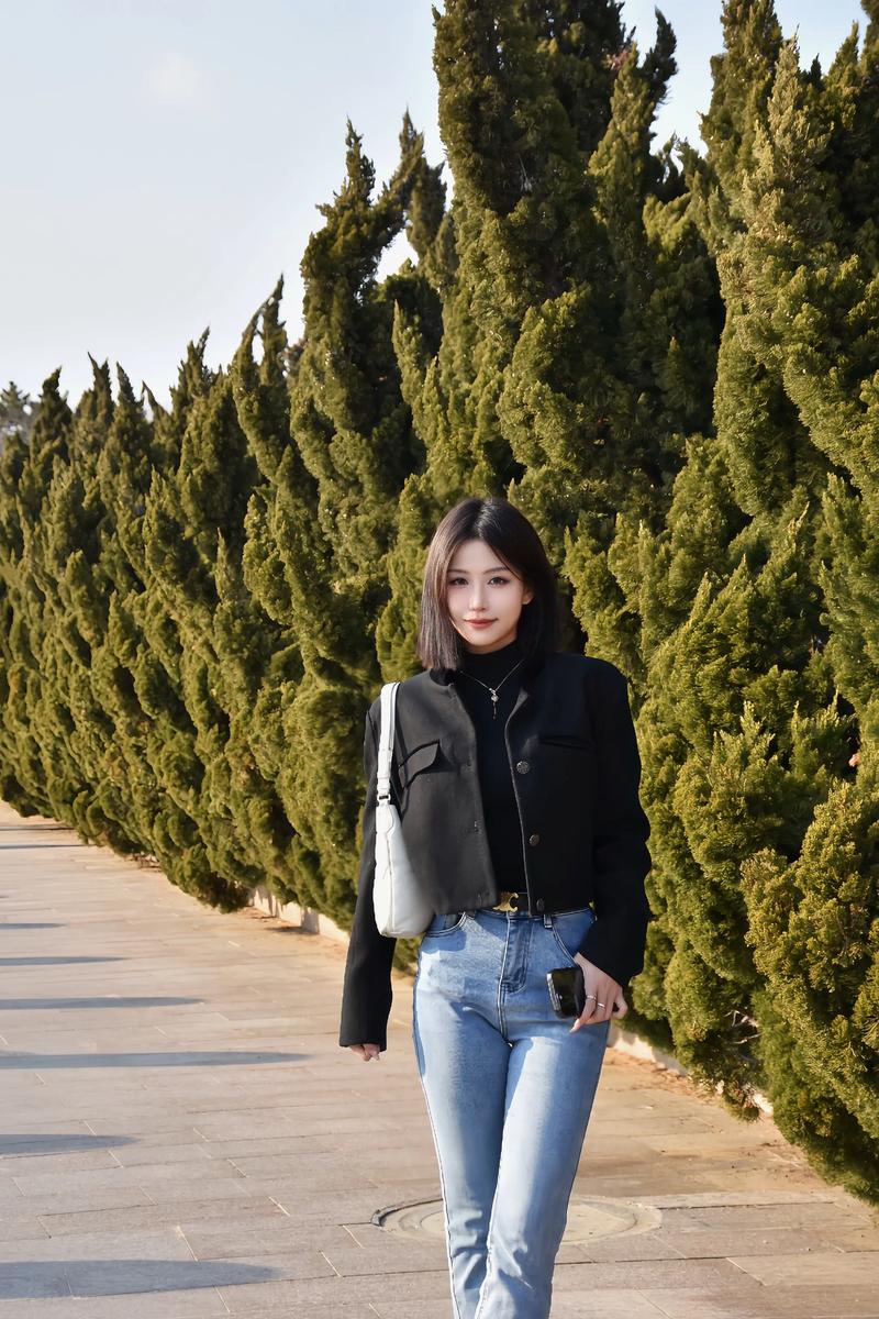 尼康D7200挂70—2002.8拍出的照片怎么样?