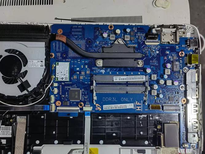 学校作业:给自己配置一套微型计算机系统(包括硬件,软件名称,参数,型号...