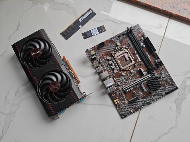 微星h410mbomber配什么显卡