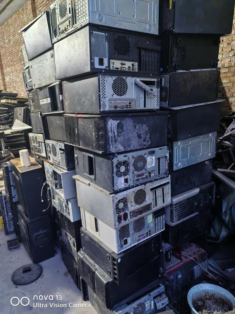 电脑显示屏卖废品能卖多少视频电脑显示屏一般回收是多少钱