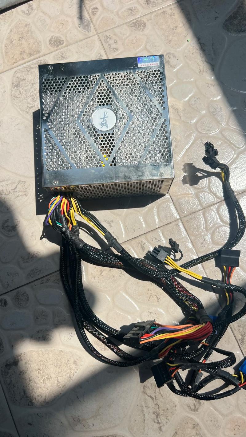 电脑主机电源风扇声音大怎么办